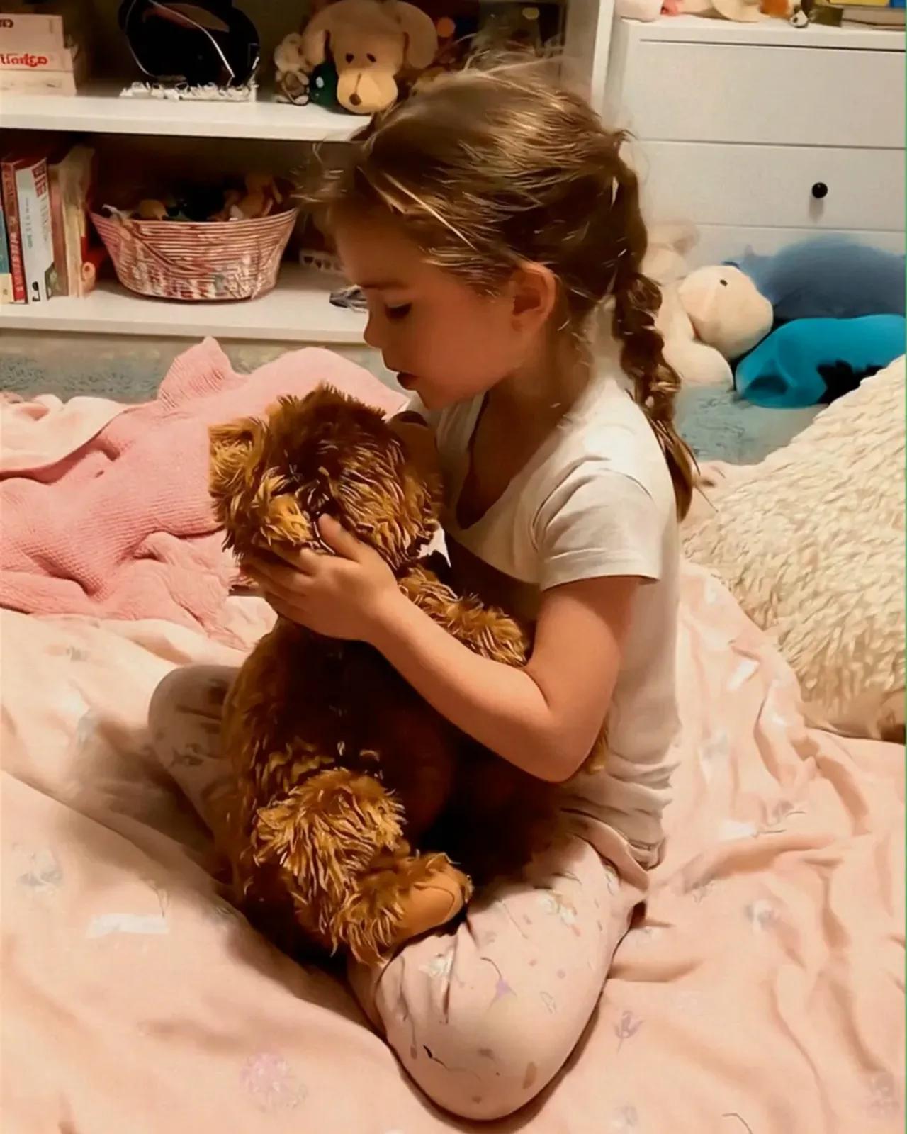 I Overheard My Daughter Talking to Her Teddy Bear — What She Said Broke My Heart